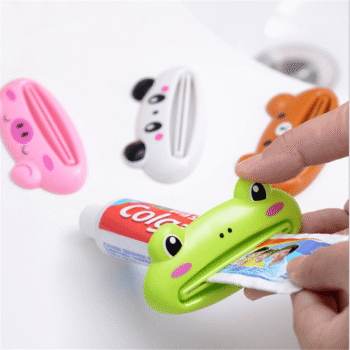 1pc Cartoon Toothpaste Squeezer, Cartoon Tube Squeezer, Kitchen Accessories, Bathroom Multi-functional Tool, Kitchen Gadget, Useful Home Tools
